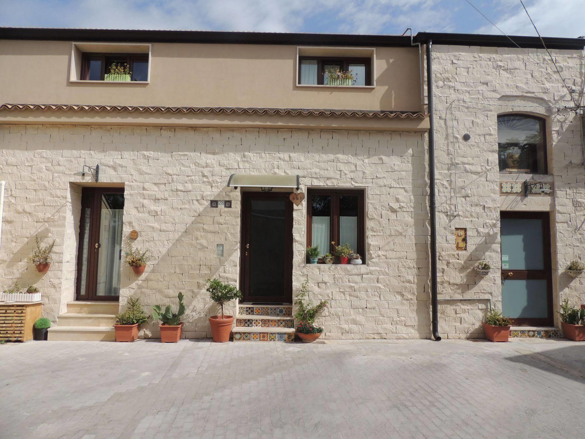 Monolocale L'Abbraccio Ragusa Exterior foto